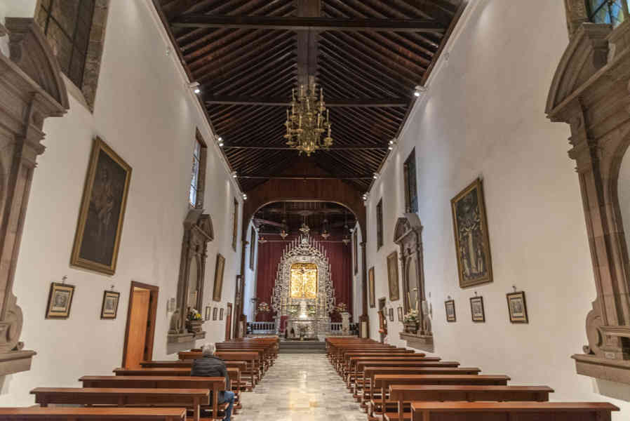 Tenerife 111 - San Cristóbal de La Laguna - ex convento de San Miguel de Las Victorias e santuario del Cristo de La Laguna.jpg